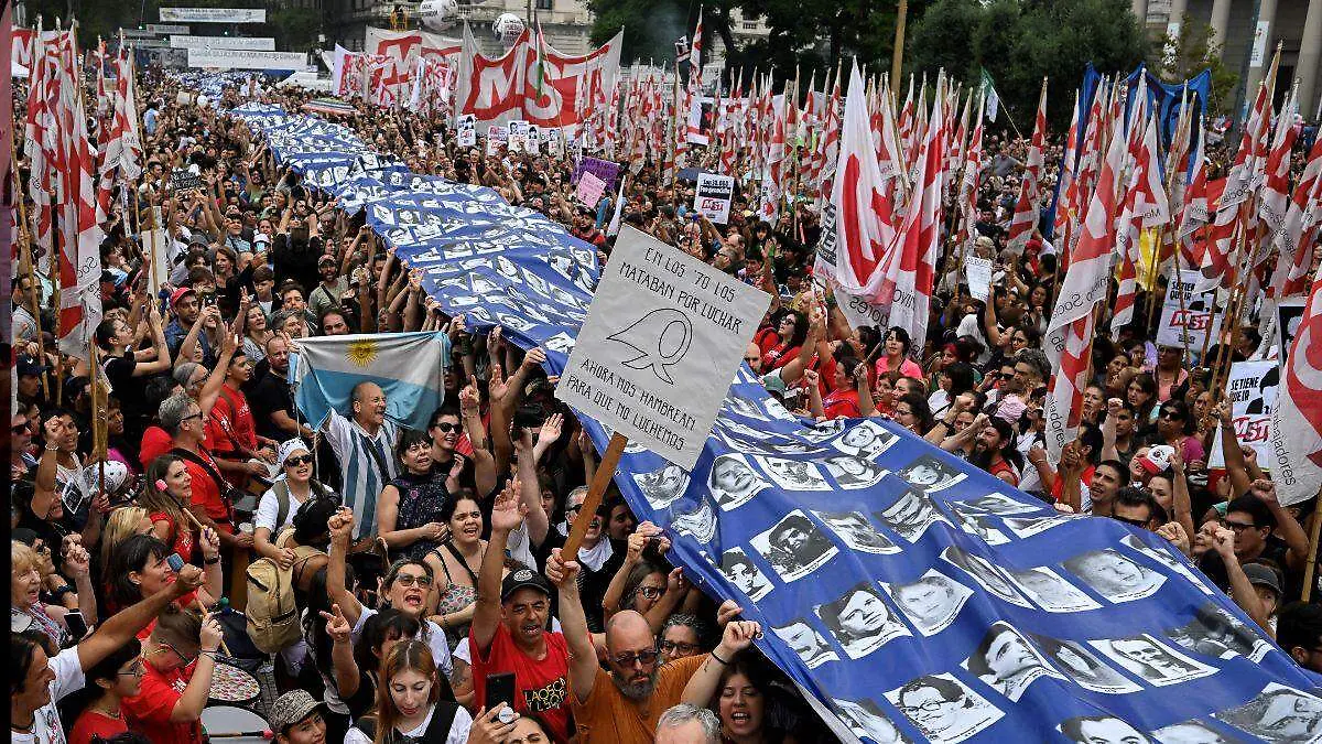 Protesta argentina dictadura 4